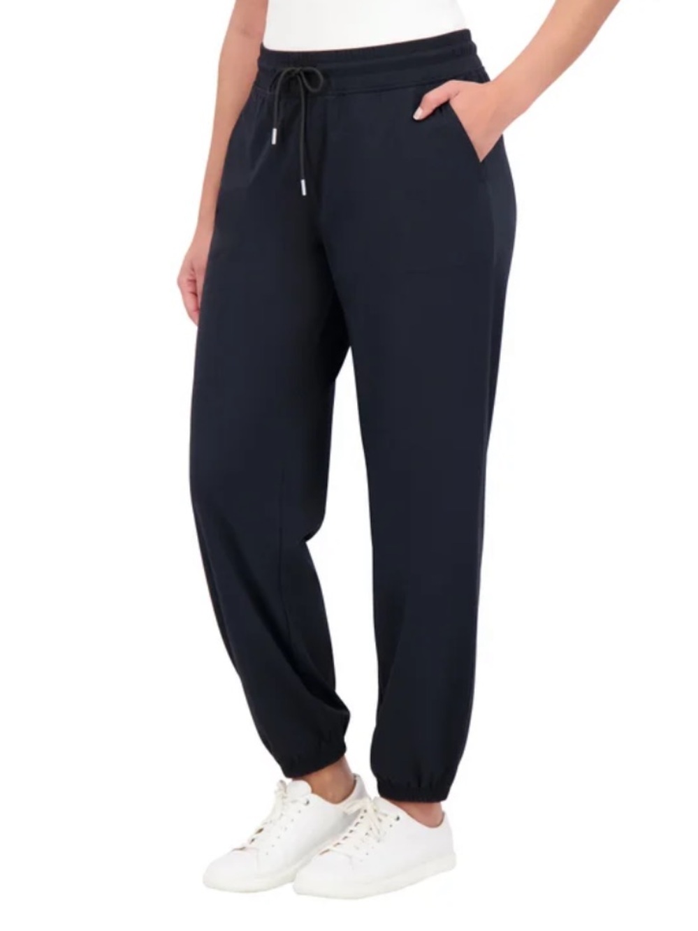 NWT 🤍 Sage Collective Women’s Black Joggers